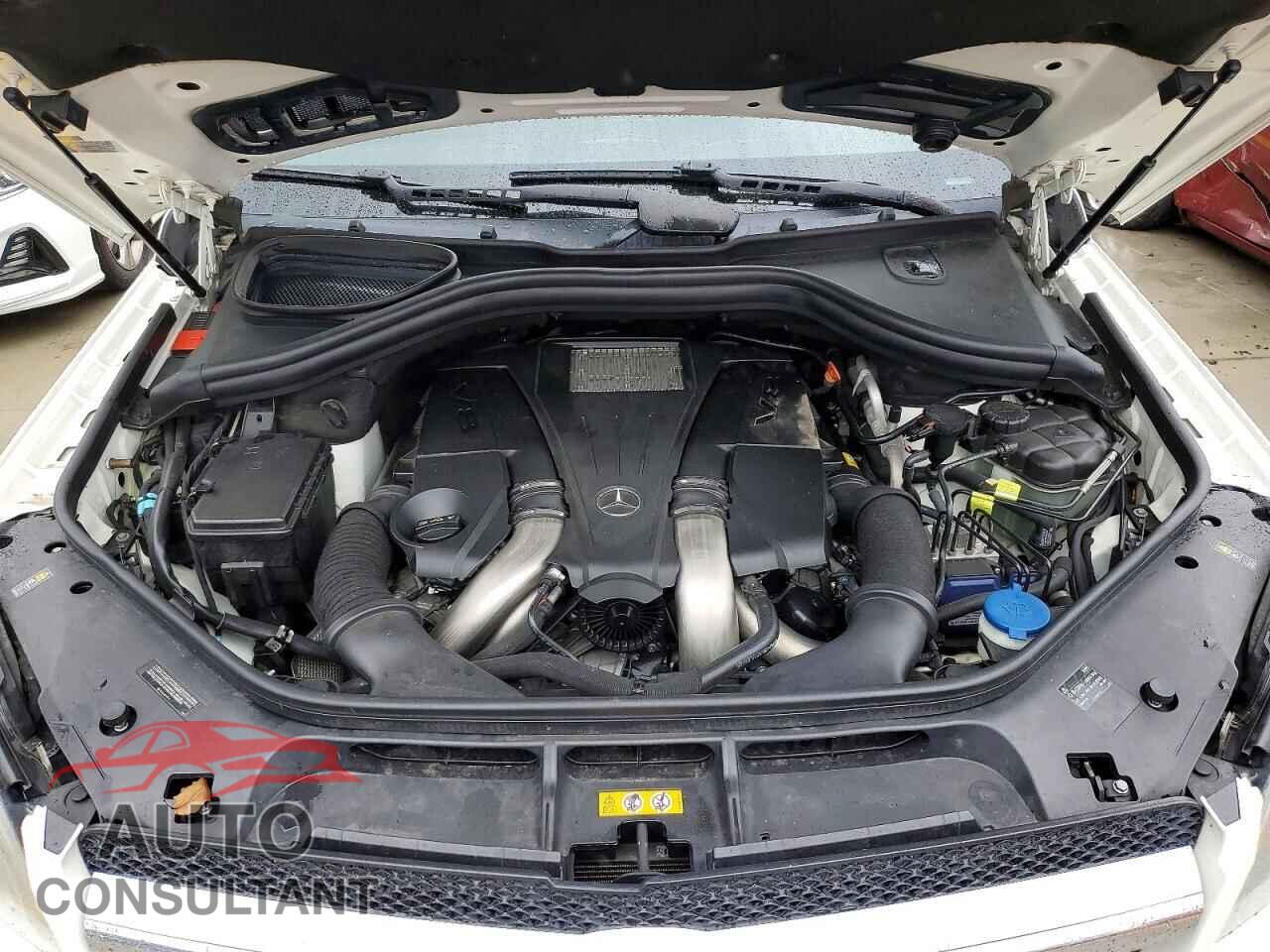MERCEDES-BENZ GL-CLASS 2014 - 4JGDF7DE7EA273528