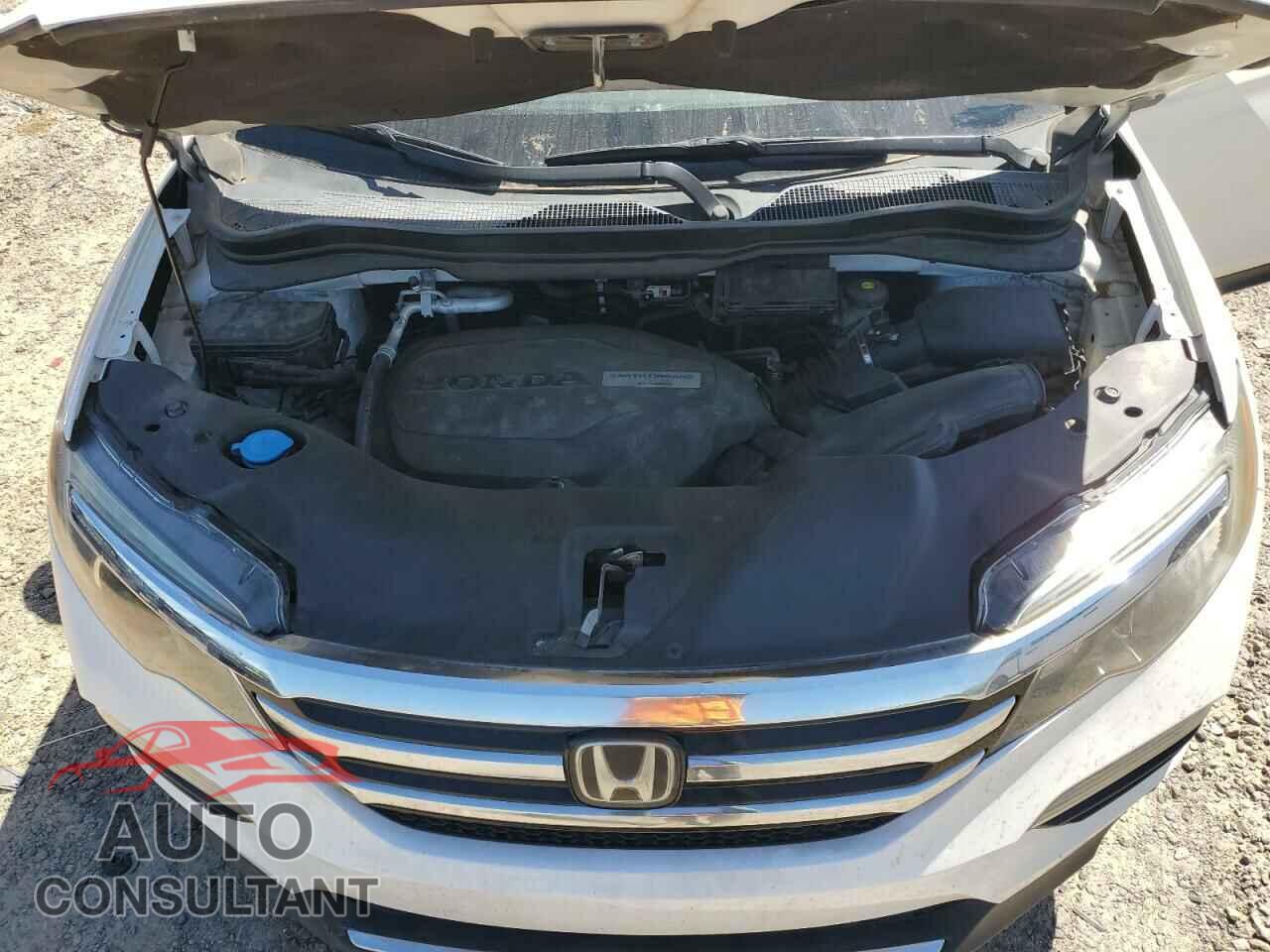 HONDA PILOT 2017 - 5FNYF6H07HB090608