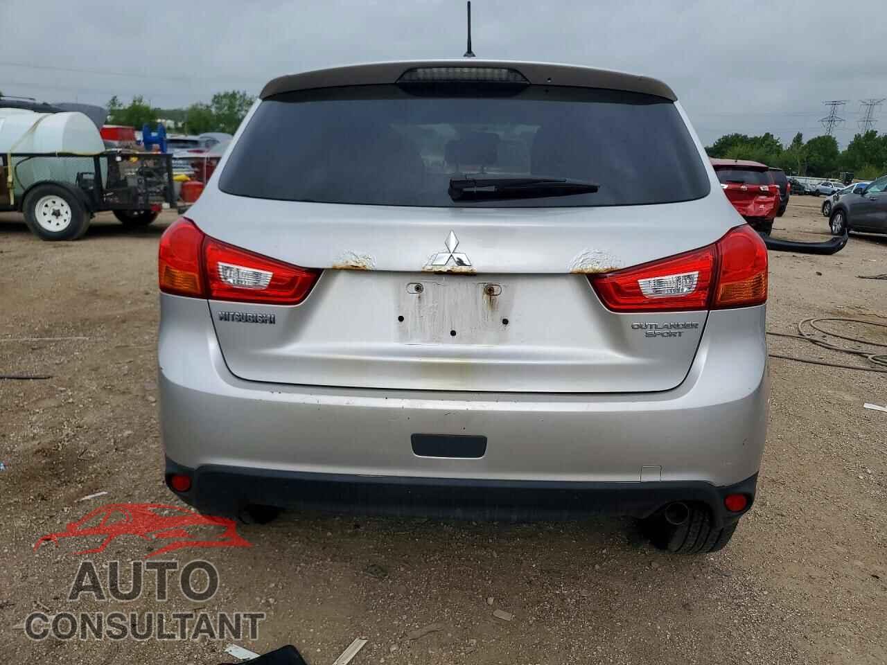 MITSUBISHI OUTLANDER 2014 - 4A4AP3AU2EE008428