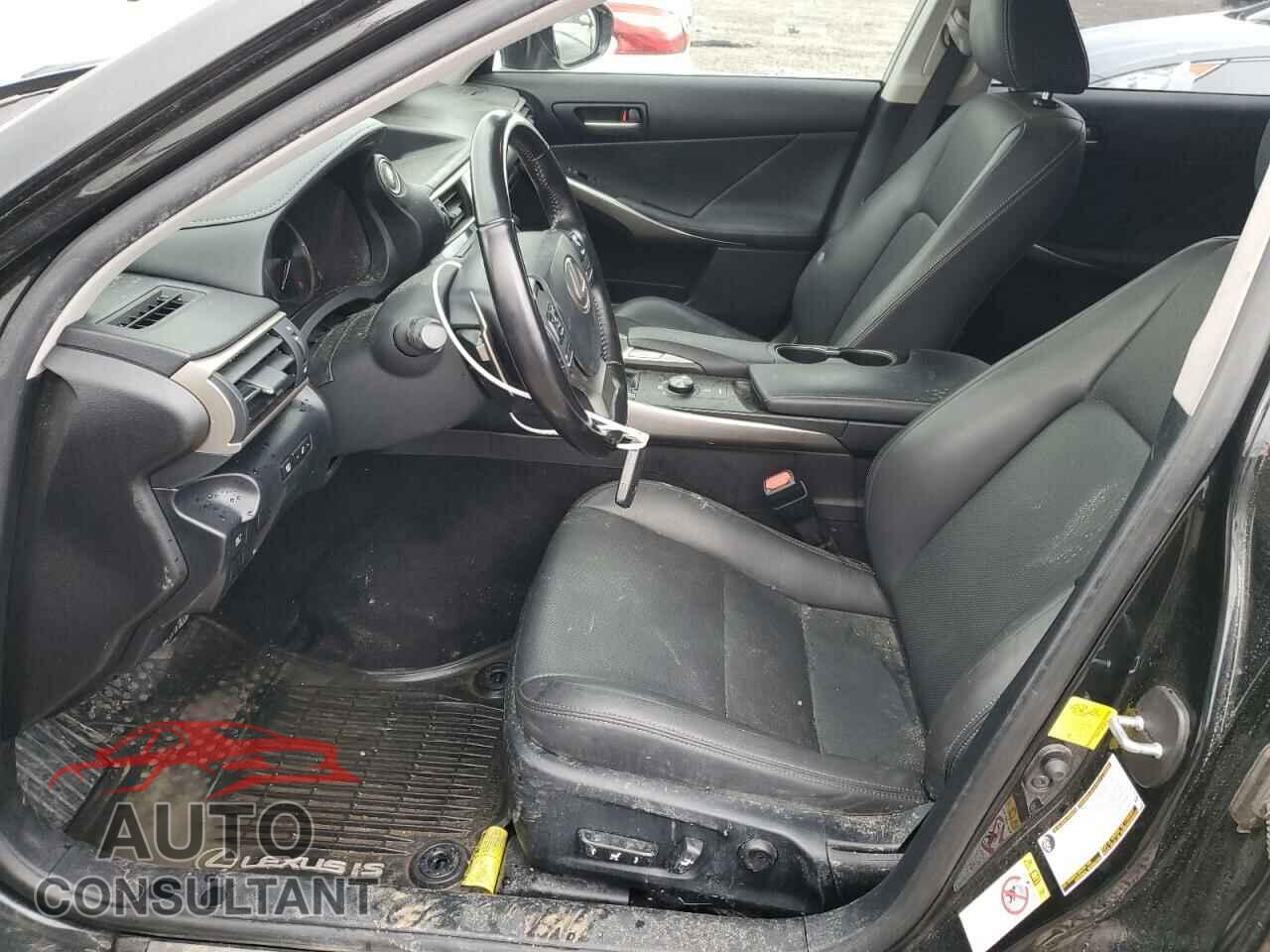 LEXUS IS 2017 - JTHCM1D28H5015670