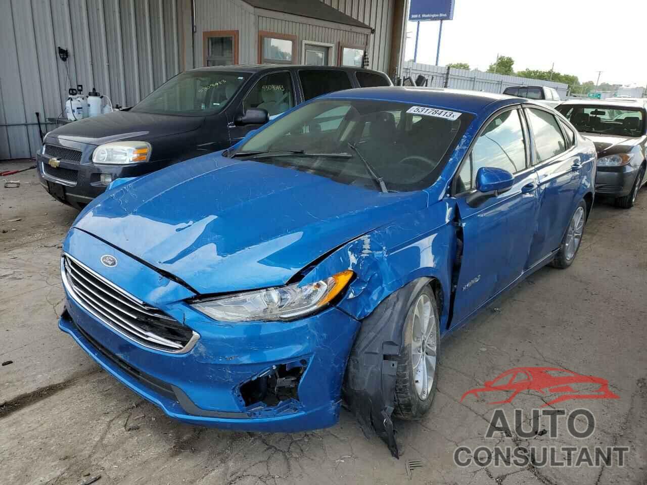 FORD FUSION 2019 - 3FA6P0LU8KR131433