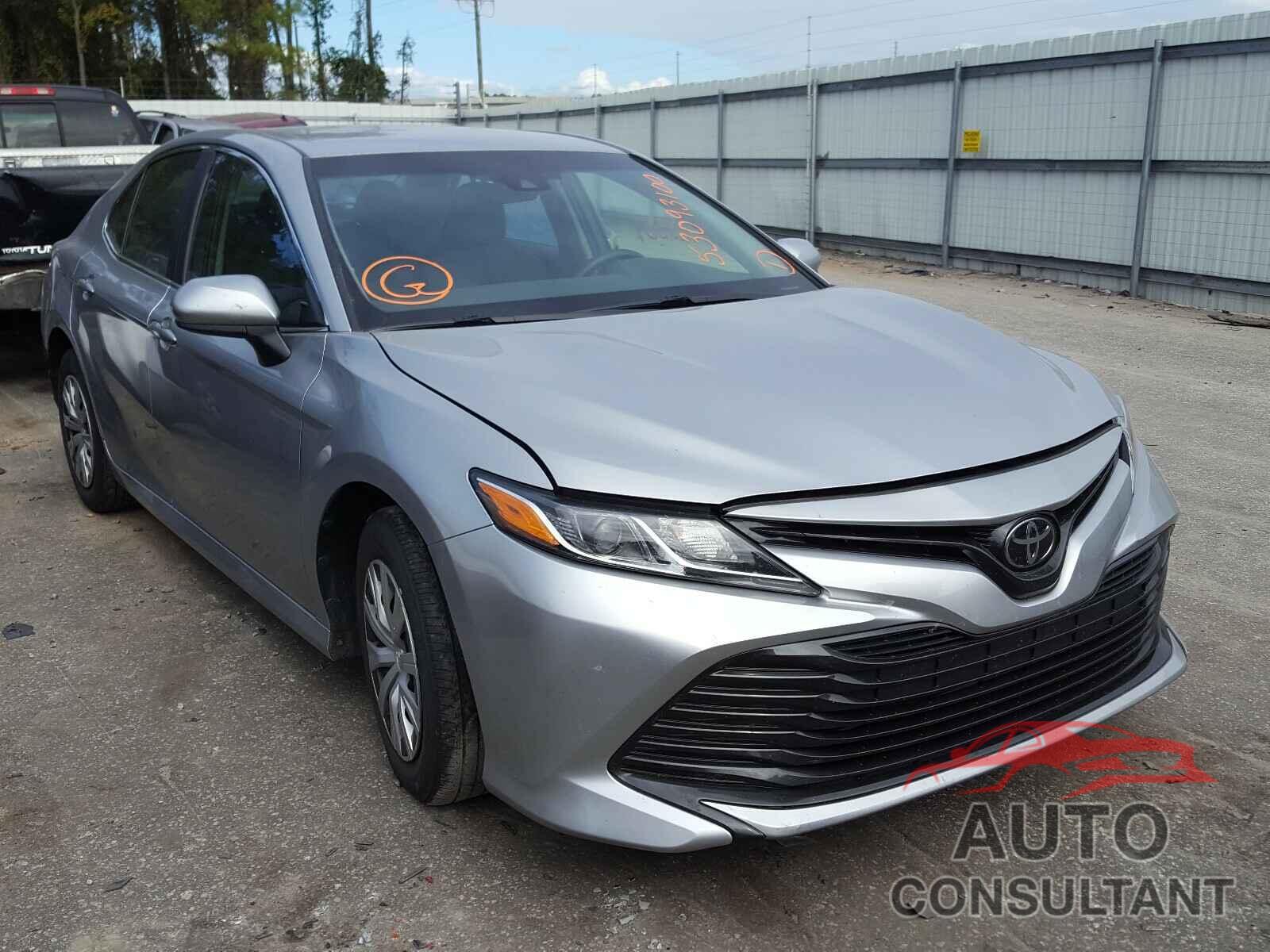 TOYOTA CAMRY 2018 - 4T1B11HK2JU646745