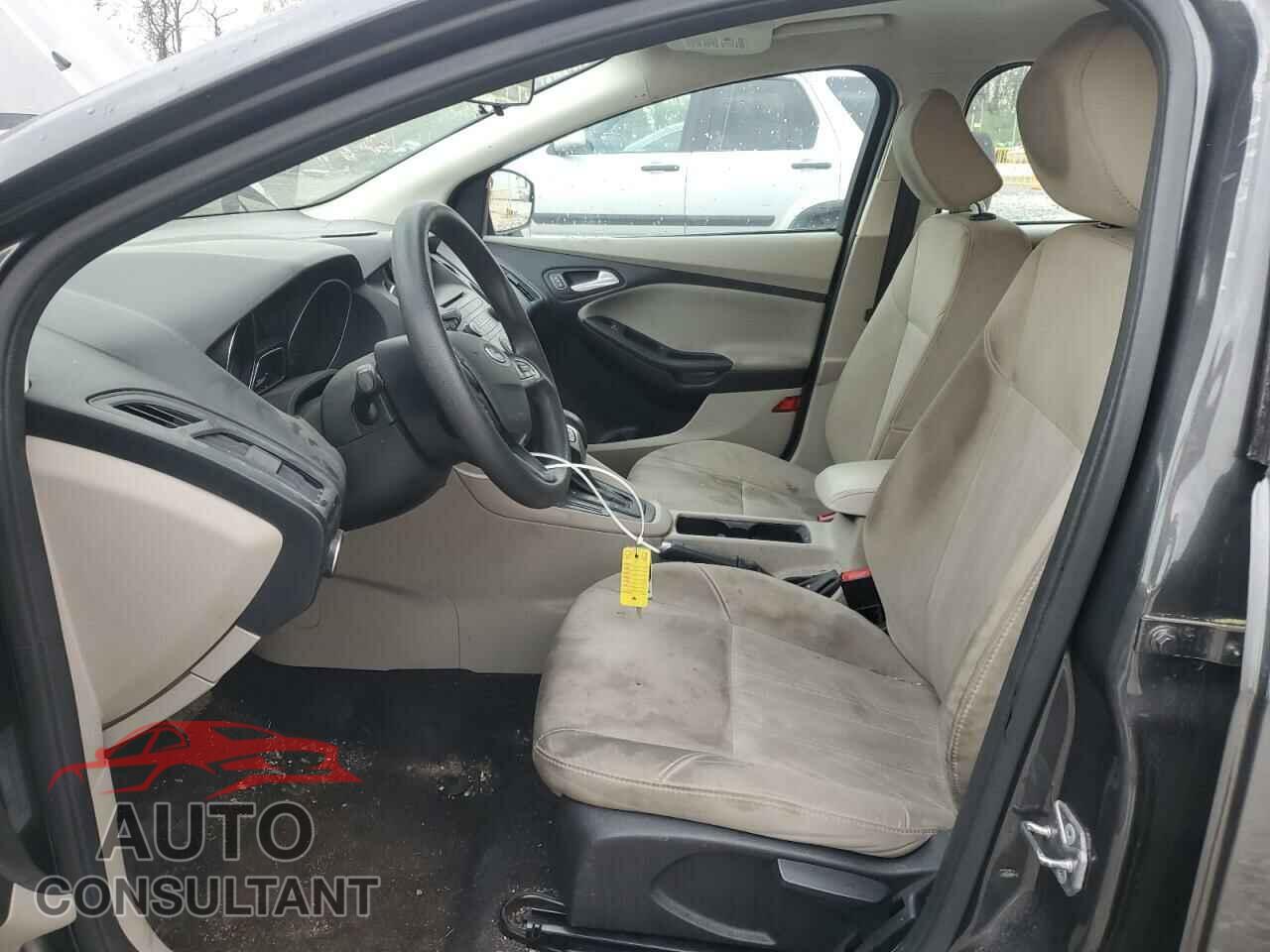 FORD FOCUS 2017 - 1FADP3K24HL280180