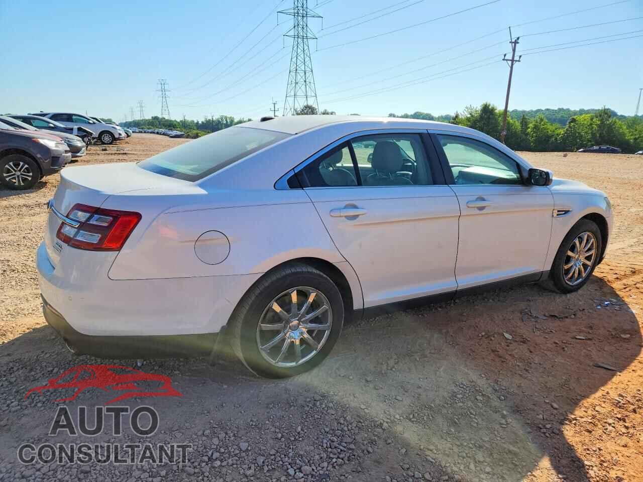 FORD TAURUS 2013 - 1FAHP2E85DG149516