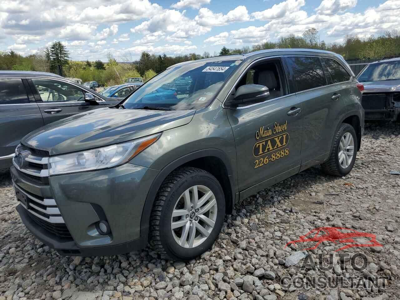 TOYOTA HIGHLANDER 2018 - 5TDJGRFH6JS043676