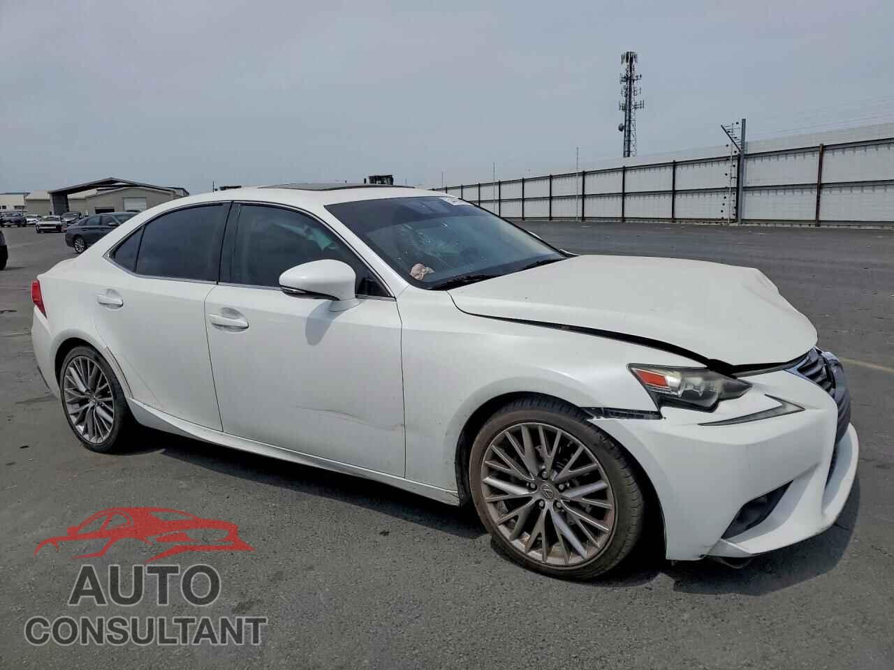 LEXUS IS 2014 - JTHBF1D25E5011237
