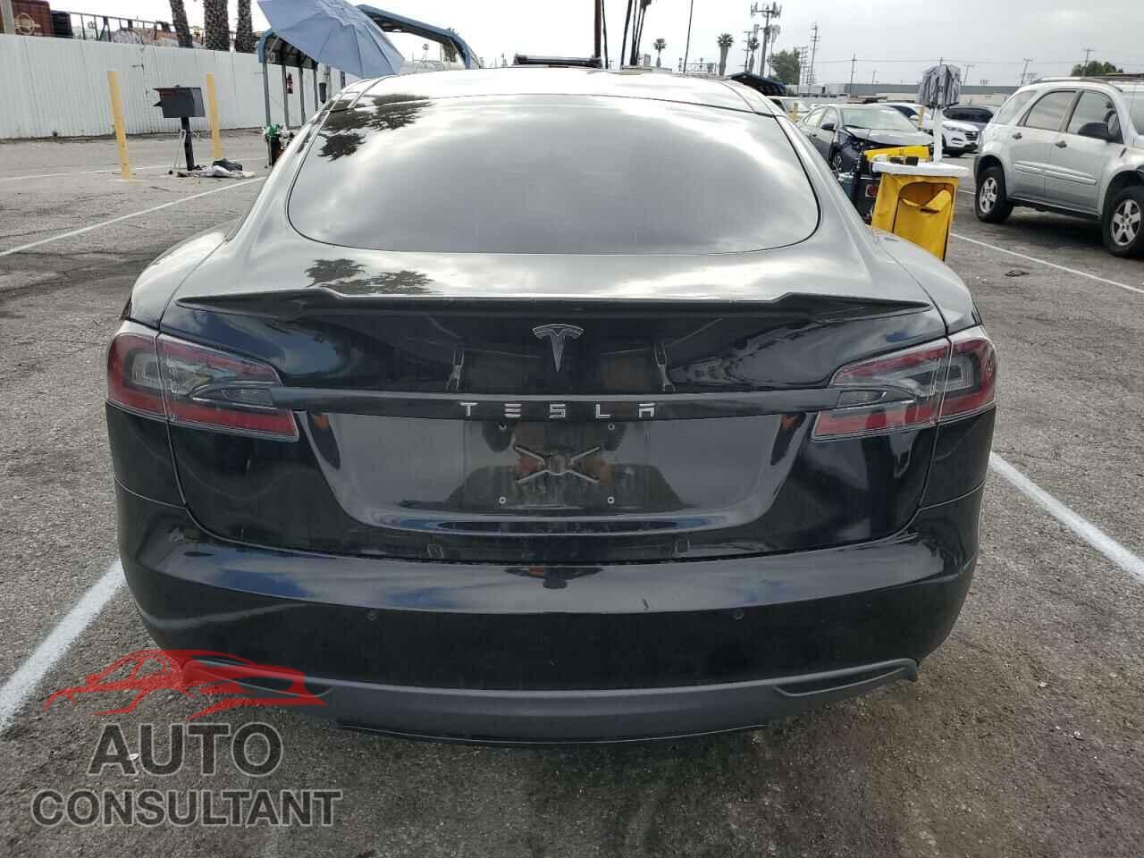 TESLA MODEL S 2016 - 5YJSA1E11GF122150
