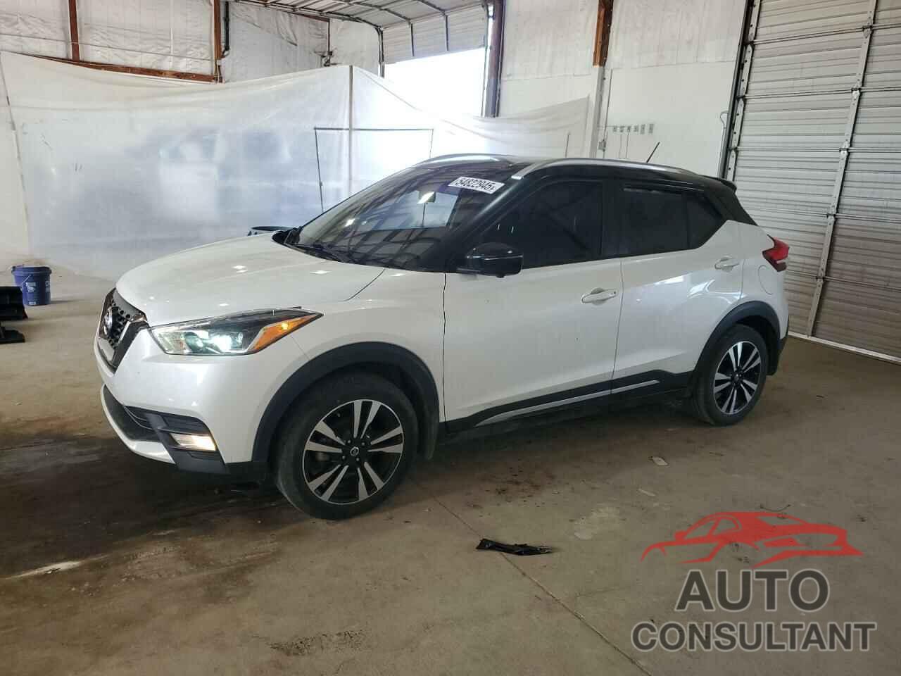 NISSAN KICKS 2019 - 3N1CP5CU6KL502184