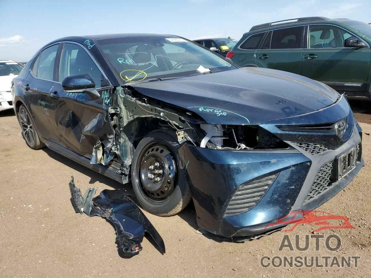 TOYOTA CAMRY 2018 - 4T1B11HK5JU652507