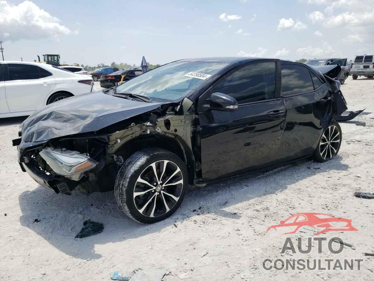 TOYOTA COROLLA 2018 - 5YFBURHE8JP799129