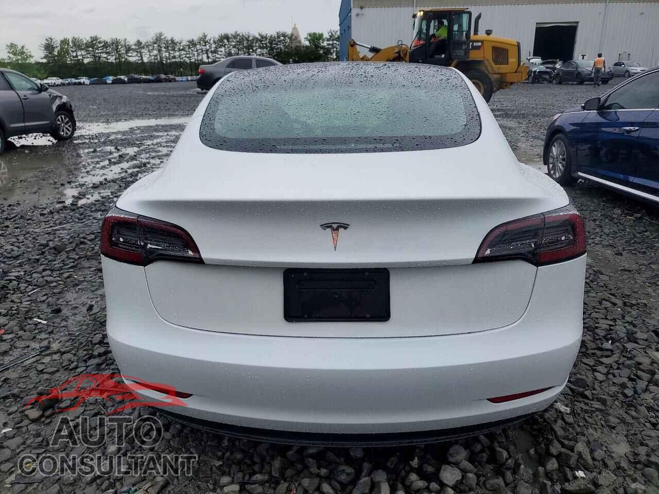 TESLA MODEL 3 2023 - 5YJ3E1EA4PF557611