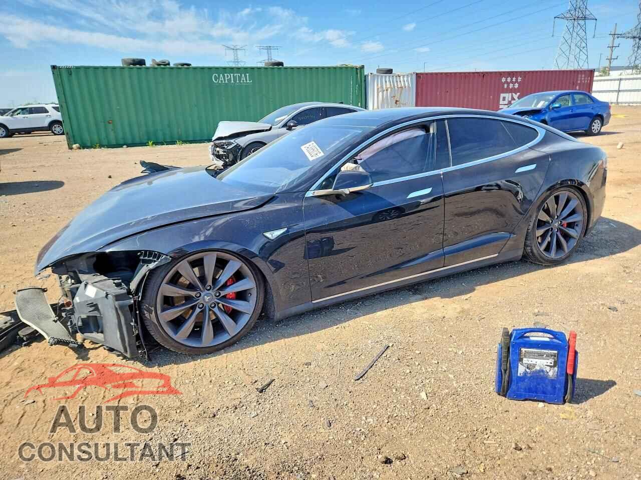 TESLA MODEL S 2015 - 5YJSA1E40FF112041
