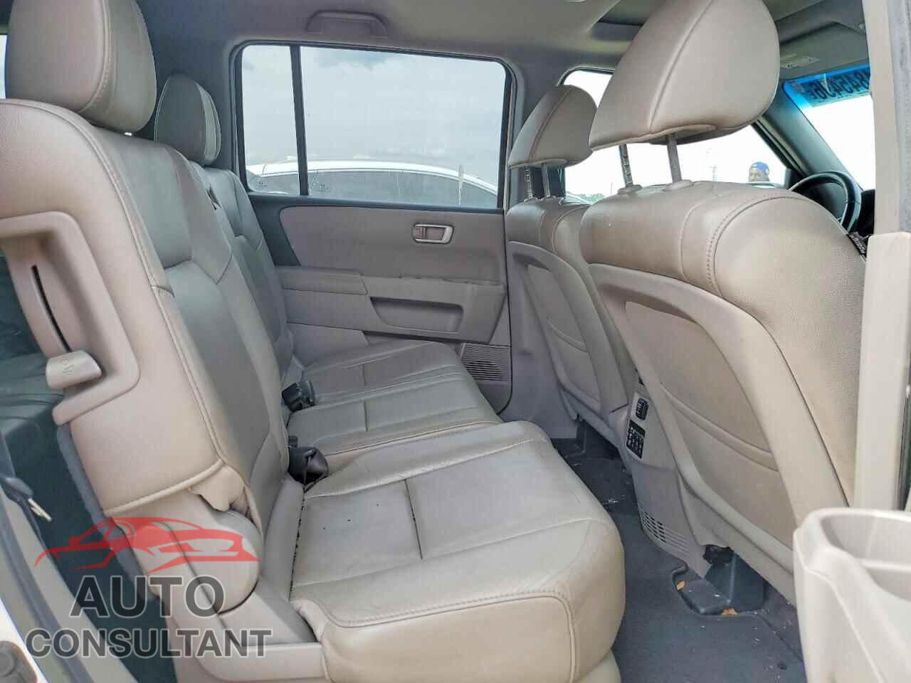 HONDA PILOT 2012 - 5FNYF4H67CB066715