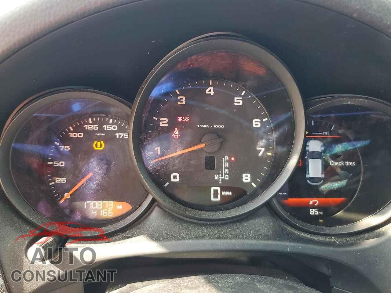 PORSCHE MACAN 2017 - WP1AA2A53HLB00402