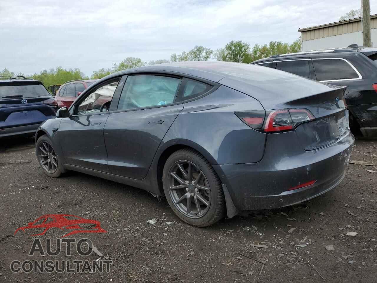 TESLA MODEL 3 2018 - 5YJ3E1EA0JF037199