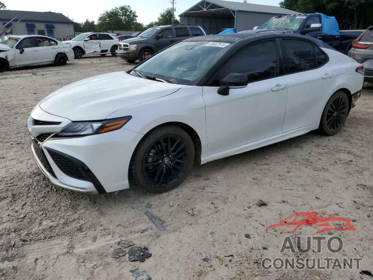 TOYOTA CAMRY 2023 - 4T1K61AK8PU112587