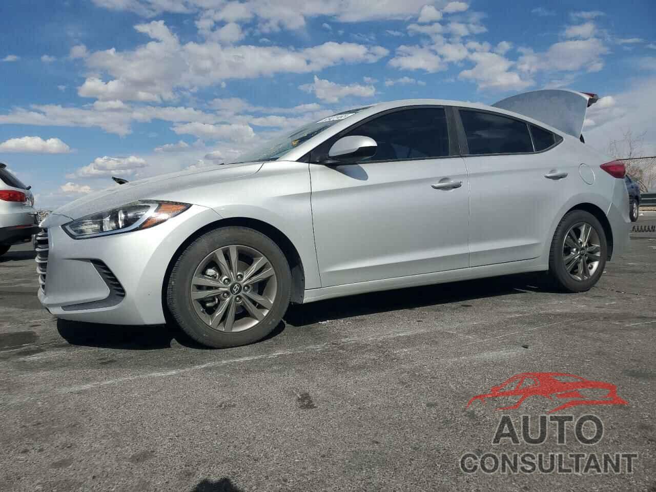 HYUNDAI ELANTRA 2018 - 5NPD84LF3JH306955