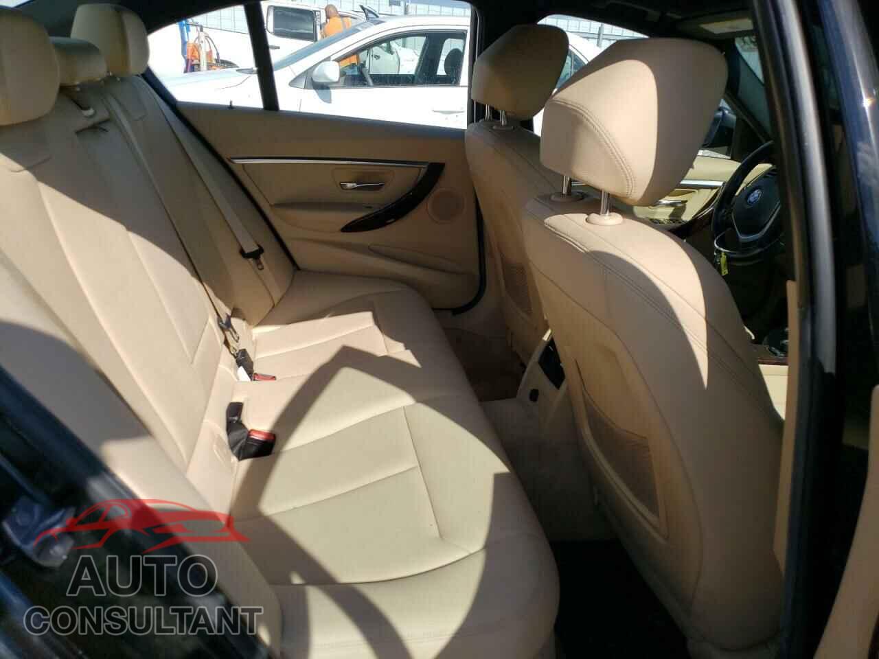BMW 3 SERIES 2016 - WBA8E3G56GNU38751