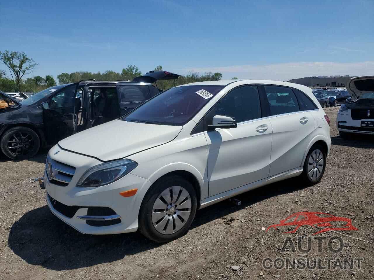 MERCEDES-BENZ B-CLASS 2015 - WDDVP9AB7FJ004853