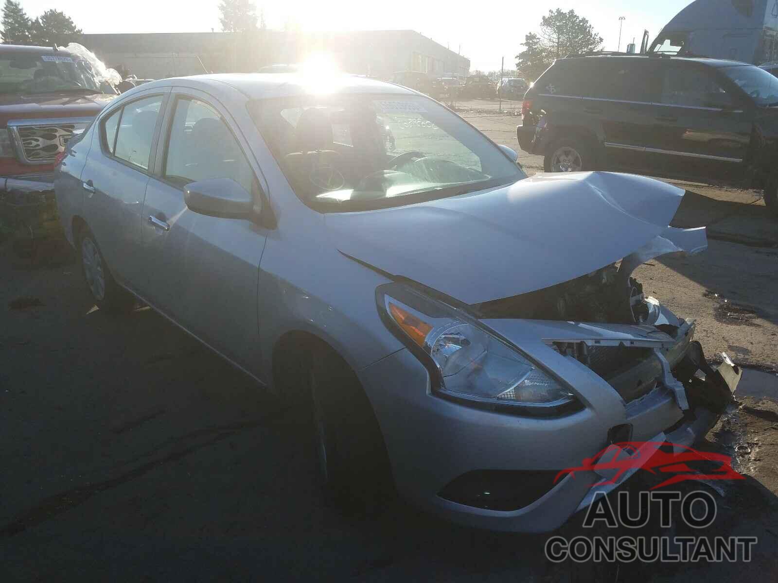 NISSAN VERSA 2017 - 3N1CN7AP7HL812612