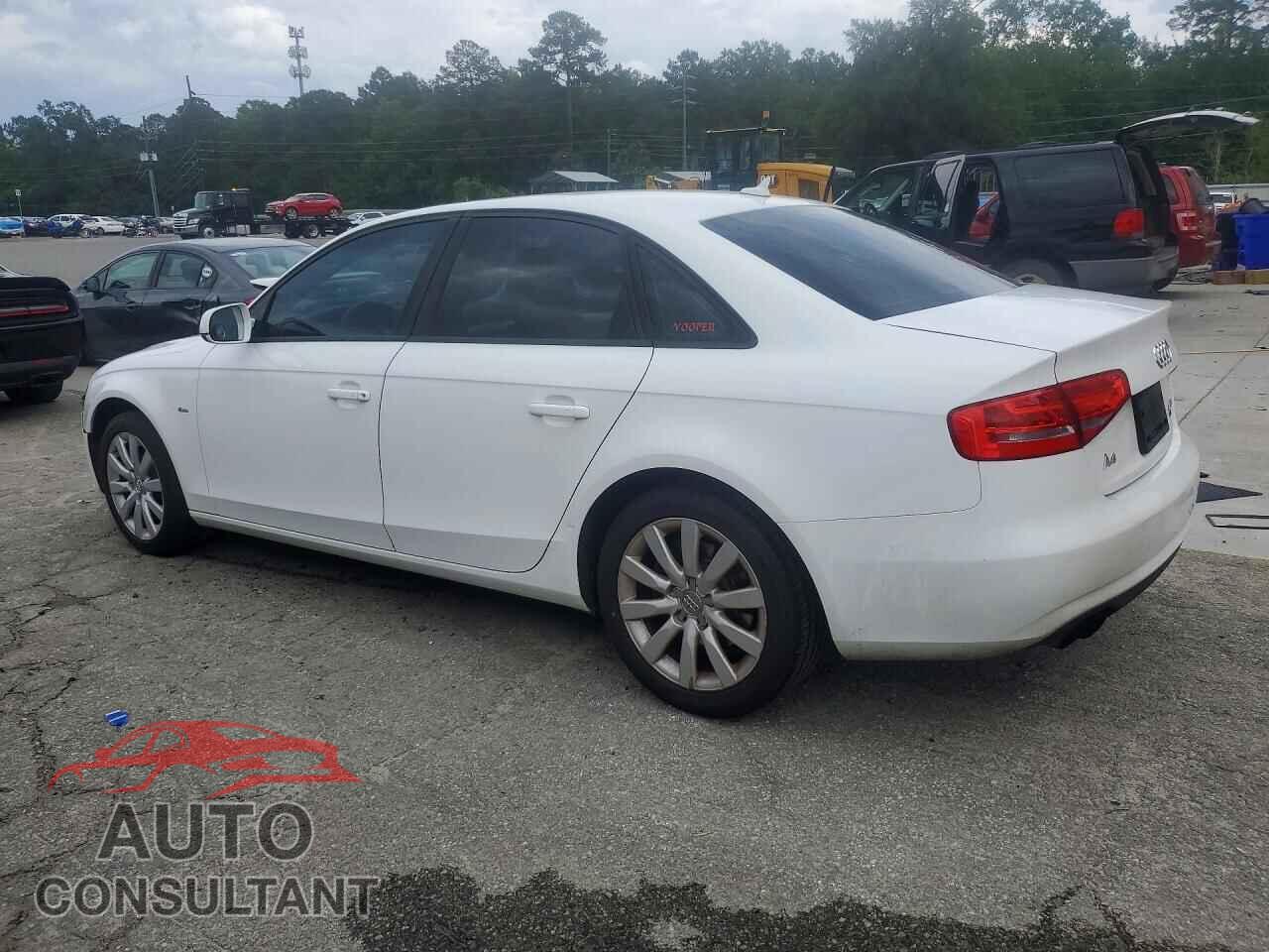 AUDI A4 2013 - WAUAFAFLXDA166128