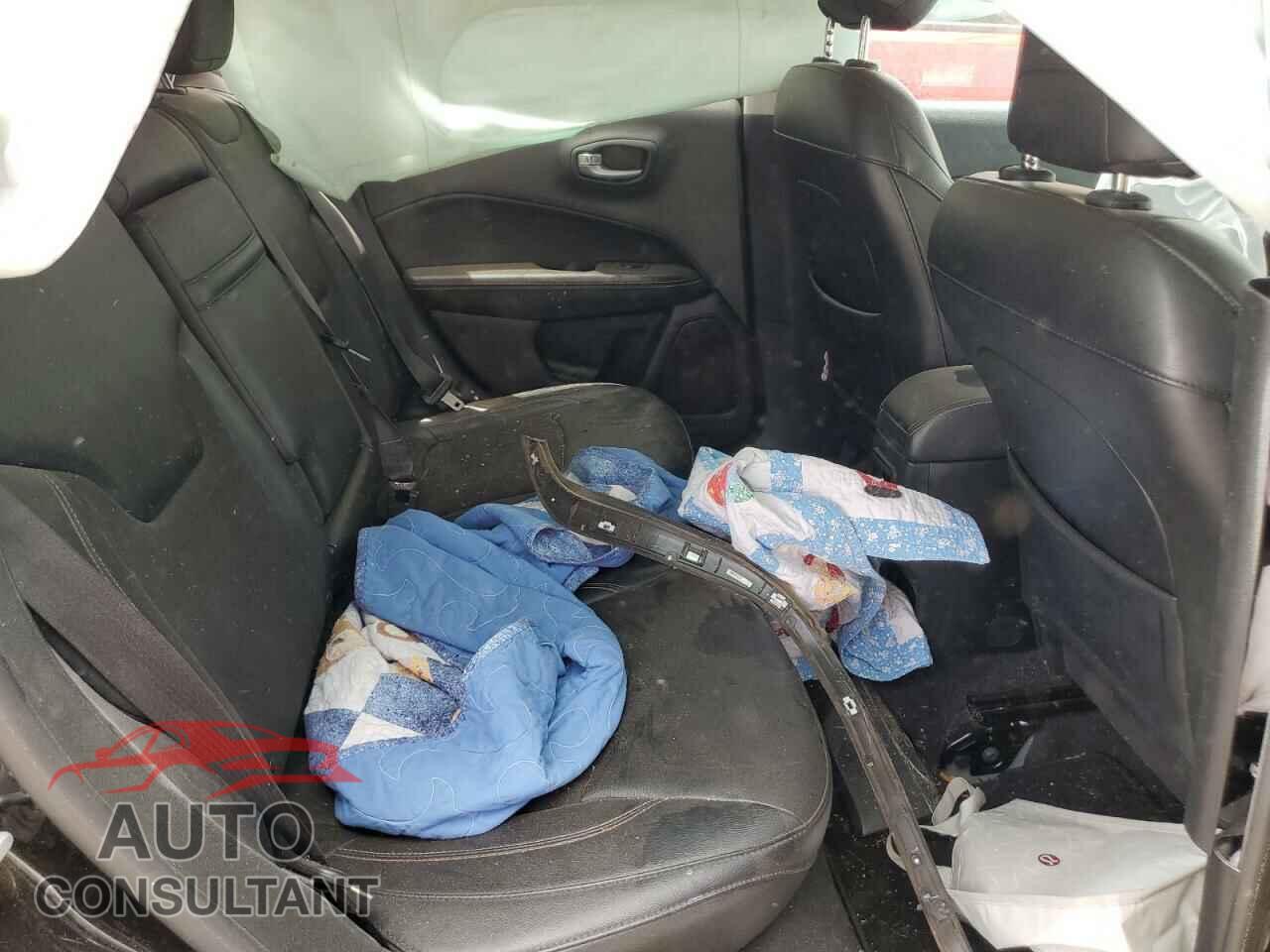 JEEP COMPASS 2018 - 3C4NJCBB2JT102875
