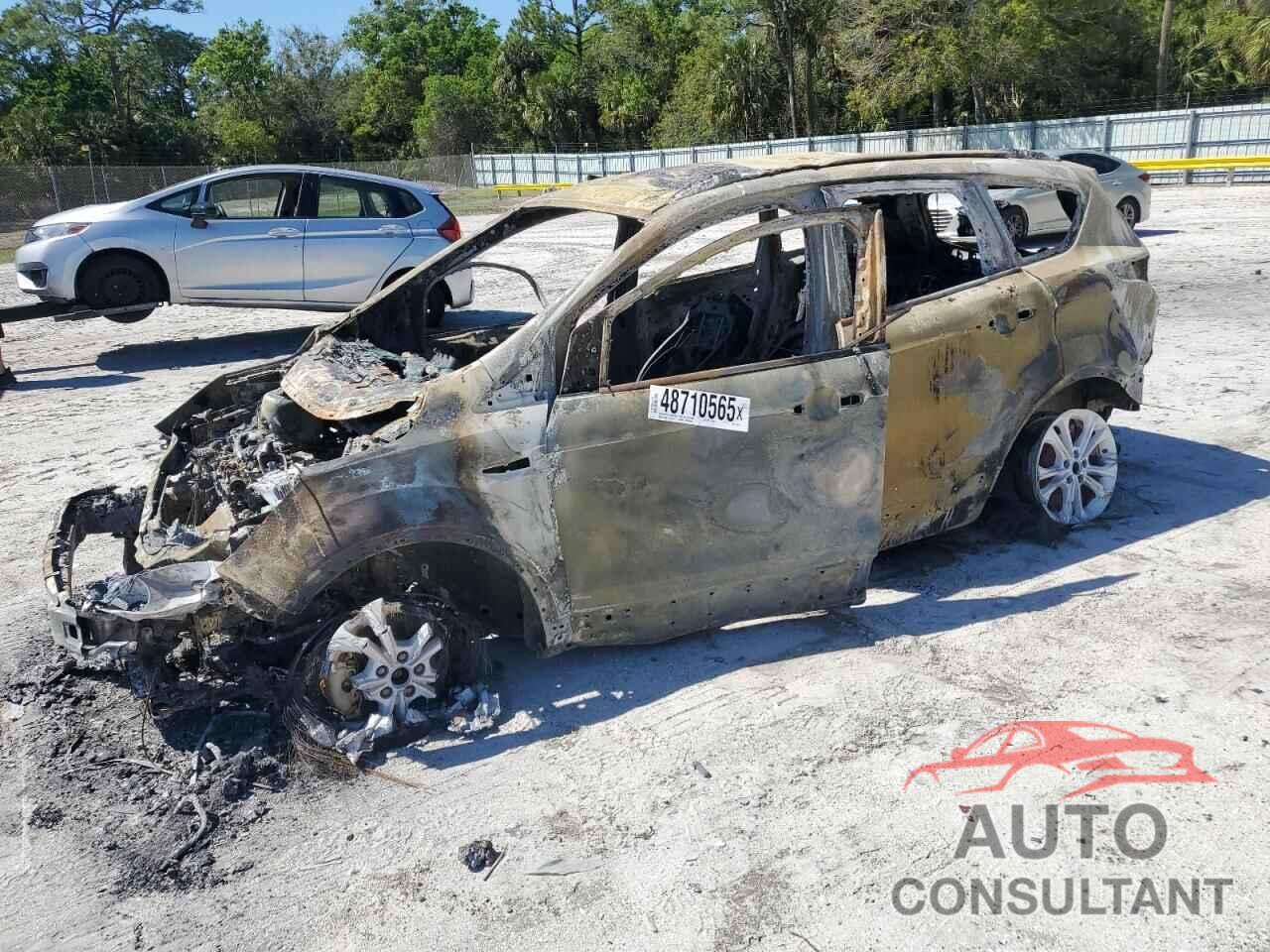 FORD ESCAPE 2018 - 1FMCU9GD2JUA78042