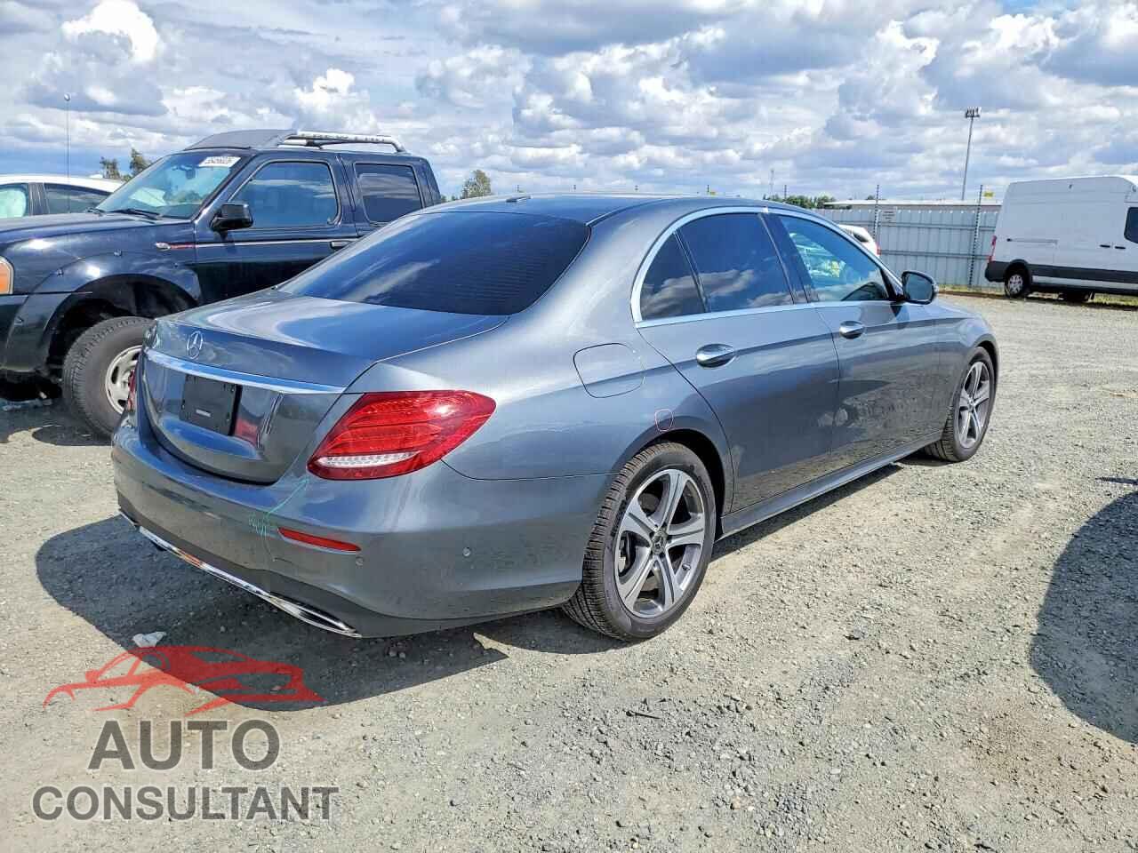 MERCEDES-BENZ E-CLASS 2020 - WDDZF8DB1LA716152