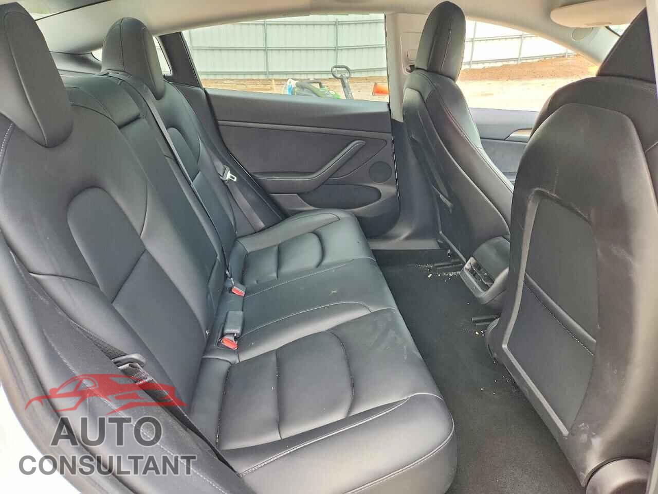 TESLA MODEL 3 2021 - 5YJ3E1EA9MF977103