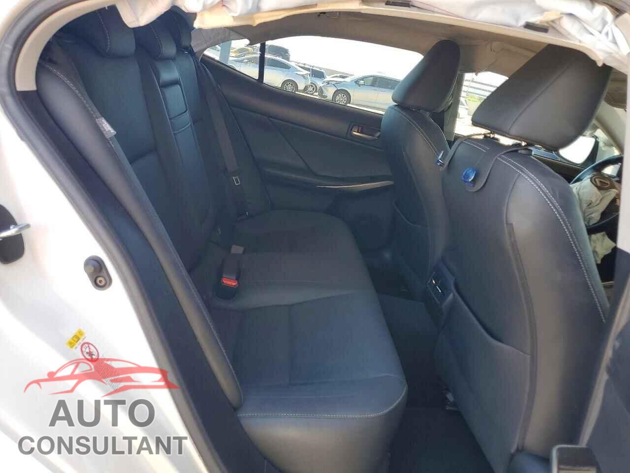 LEXUS IS 2019 - JTHBA1D24K5087784