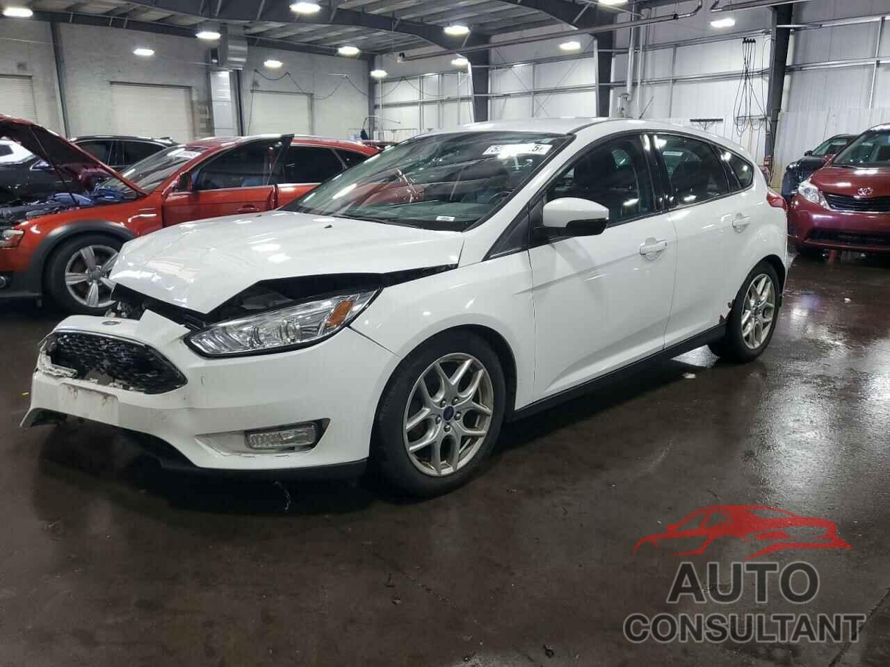 FORD FOCUS 2015 - 1FADP3K25FL283828