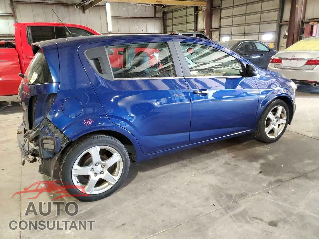 CHEVROLET SONIC 2014 - 1G1JE6SB1E4111883