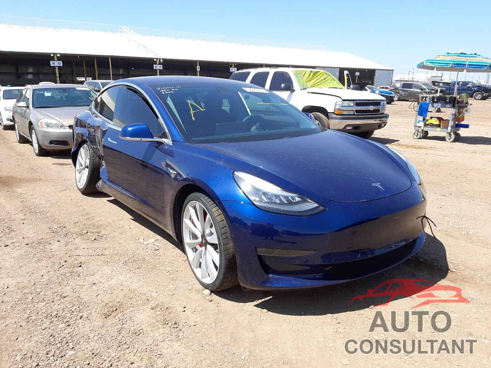 TESLA MODEL 3 2018 - 5YJ3E1EB0JF083964