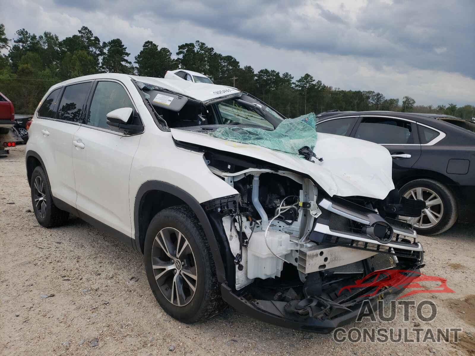 TOYOTA HIGHLANDER 2019 - 5TDZZRFH0KS289492
