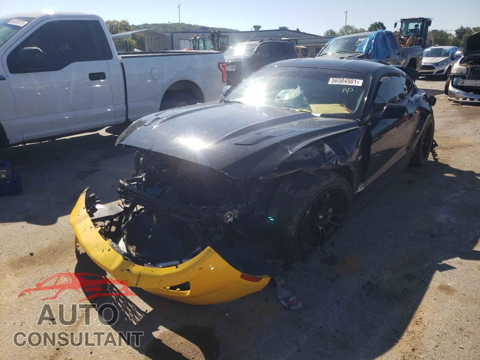 FORD MUSTANG 2017 - 1FA6P8CF8H5250577