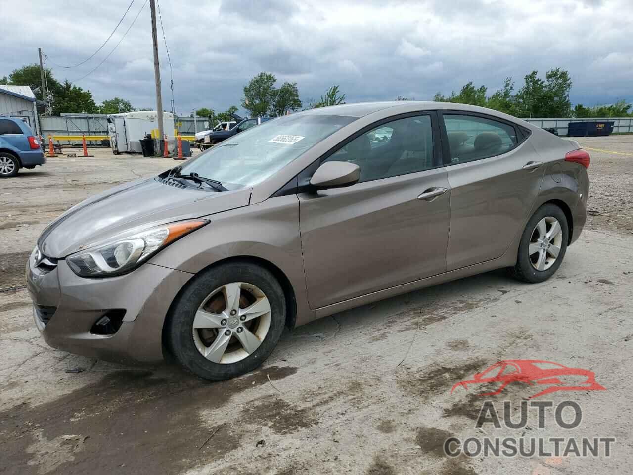 HYUNDAI ELANTRA 2013 - 5NPDH4AE4DH349327