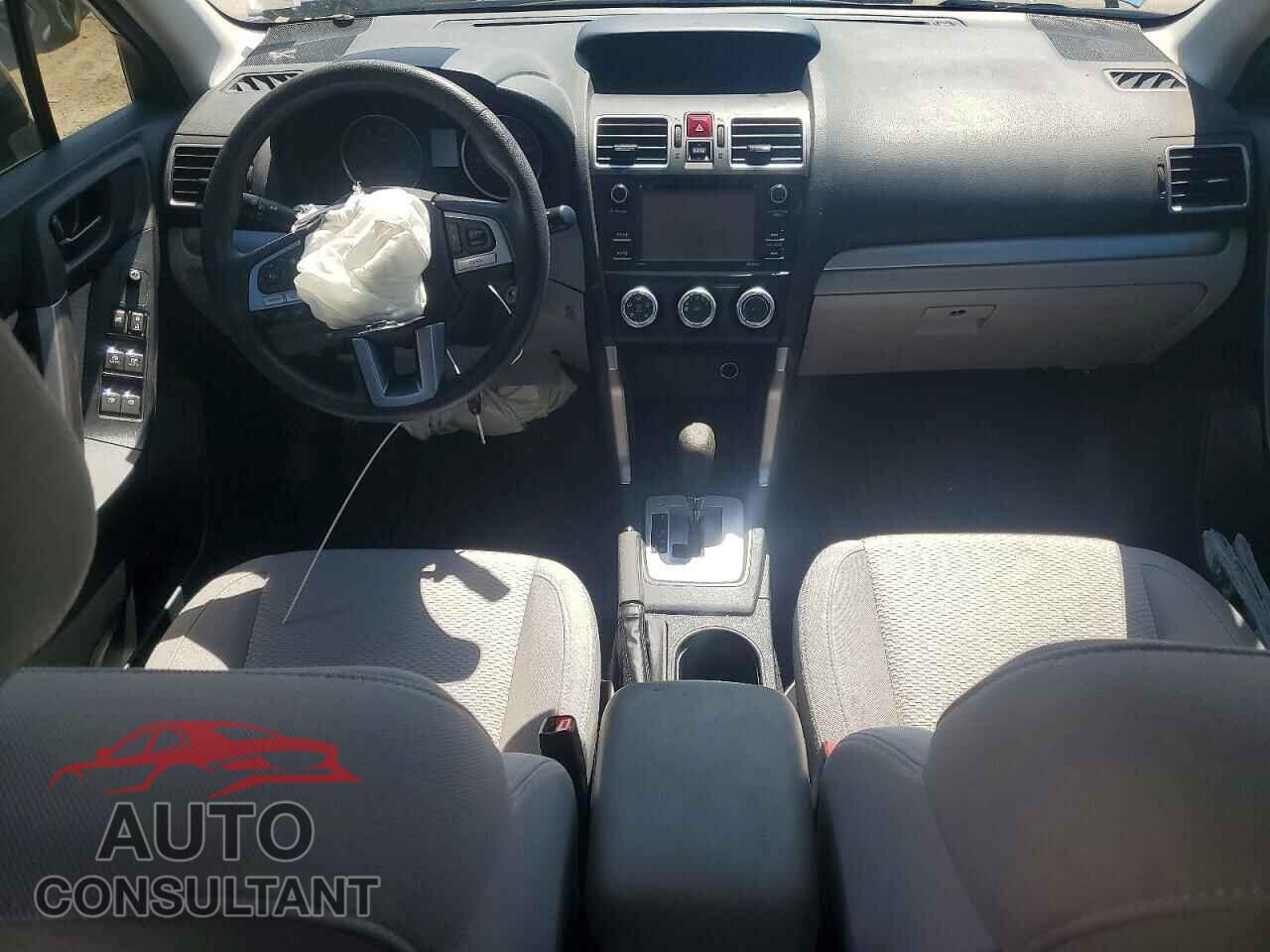 SUBARU FORESTER 2017 - JF2SJABC8HH487885