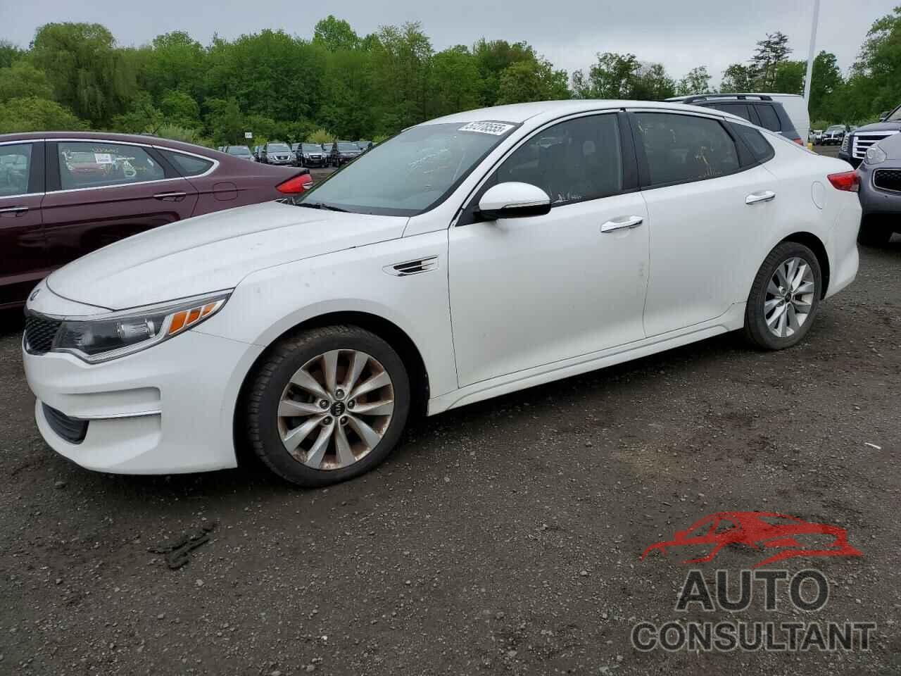 KIA OPTIMA 2018 - 5XXGT4L32JG258524