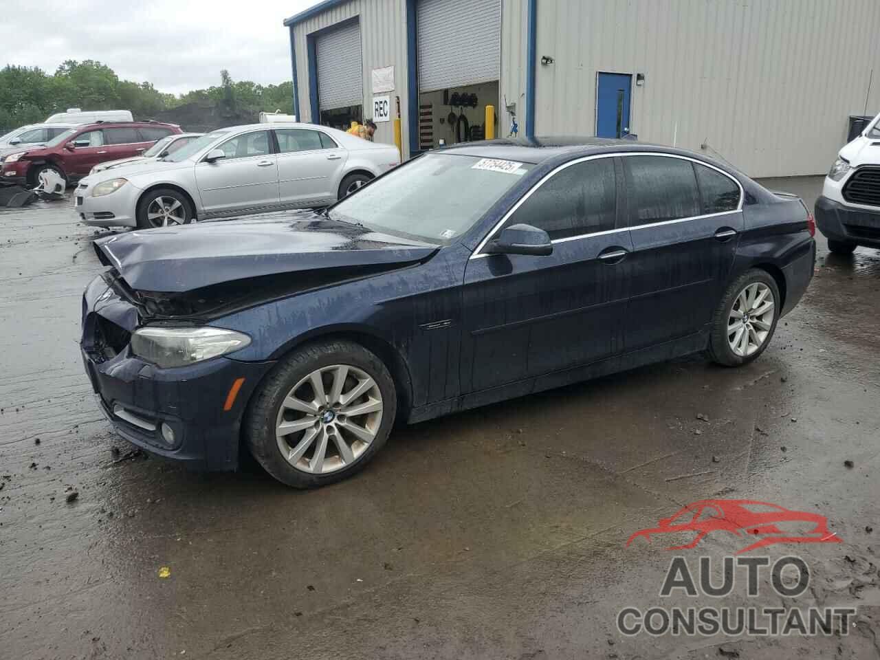 BMW 5 SERIES 2016 - WBA5B3C5XGG252703