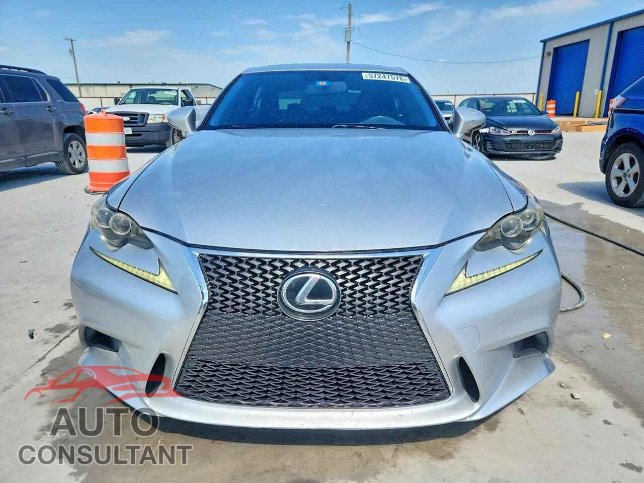 LEXUS IS 2015 - JTHBF1D26F5051764
