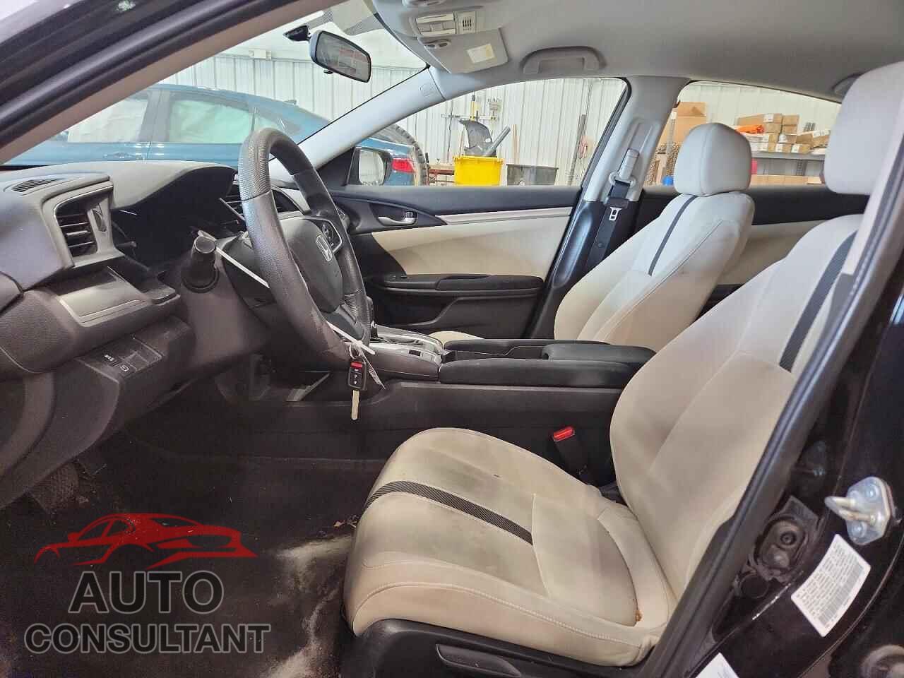 HONDA CIVIC 2017 - 19XFC2F55HE069835