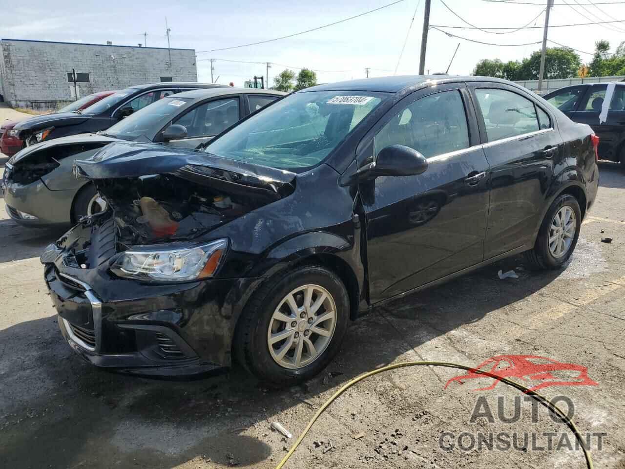 CHEVROLET SONIC 2018 - 1G1JD5SH6J4122745