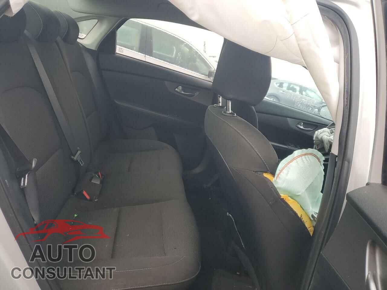 KIA FORTE 2020 - 3KPF24AD3LE154534