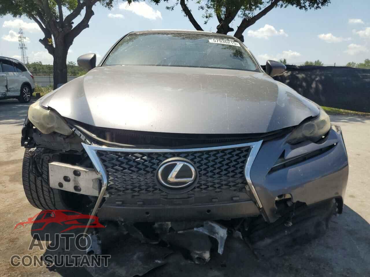 LEXUS IS 2014 - JTHBE1D26E5009418