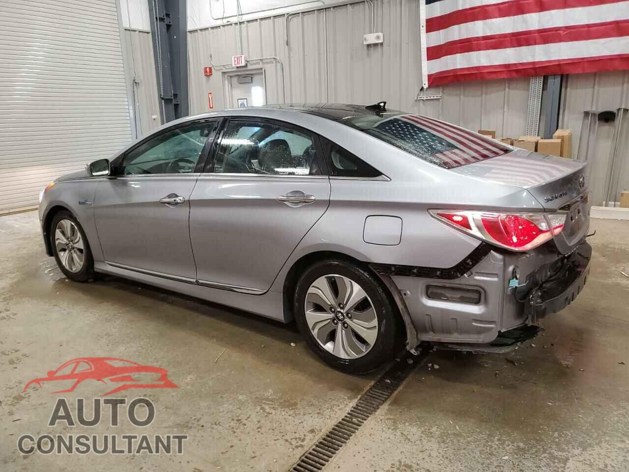 HYUNDAI SONATA 2015 - KMHEC4A44FA120615