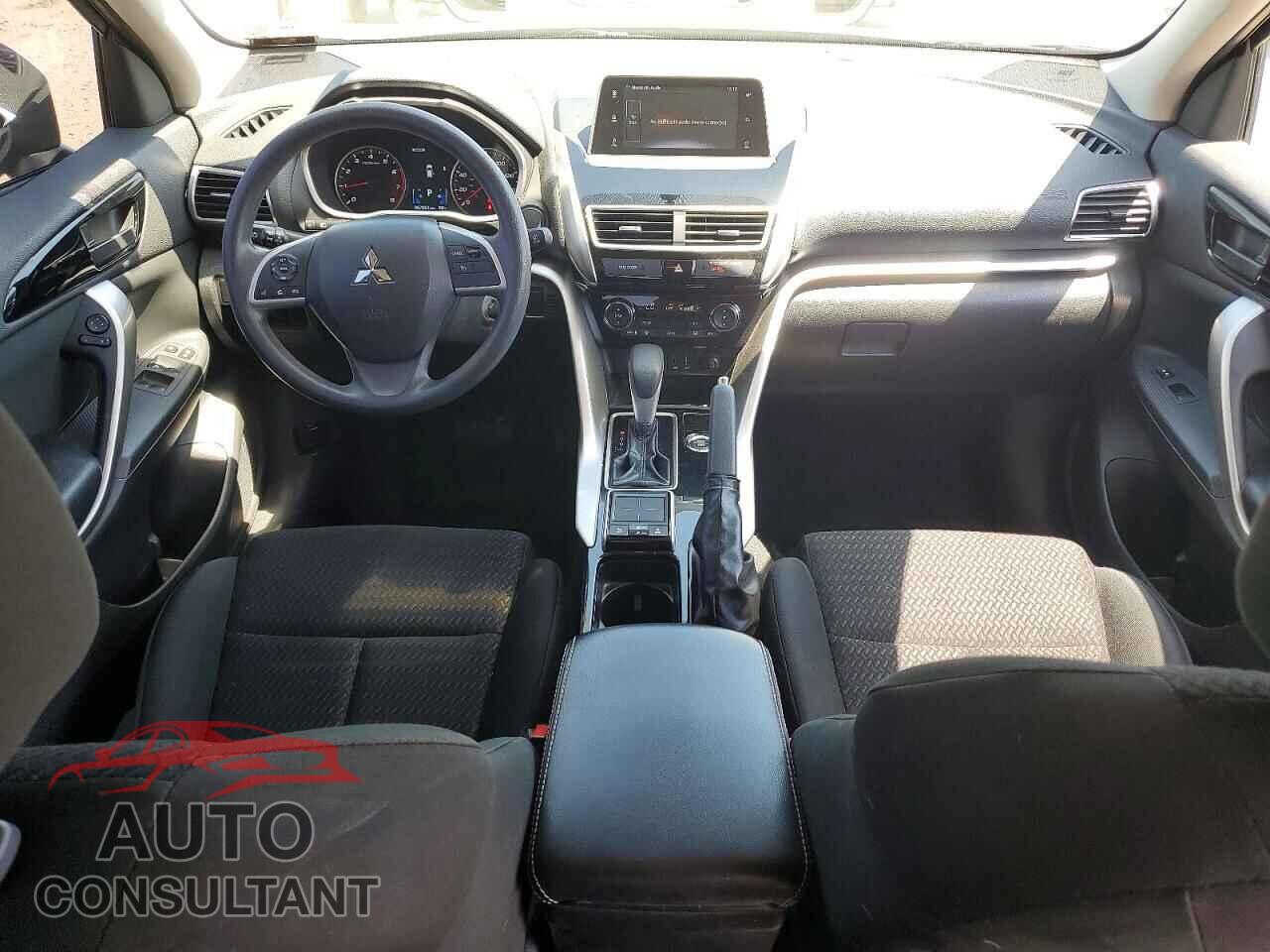 MITSUBISHI ECLIPSE 2018 - JA4AT4AA2JZ046883