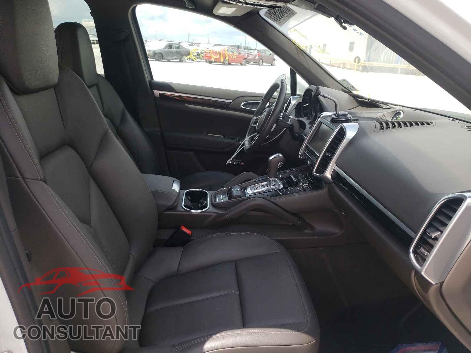 PORSCHE CAYENNE 2016 - WP1AE2A2XGLA62580