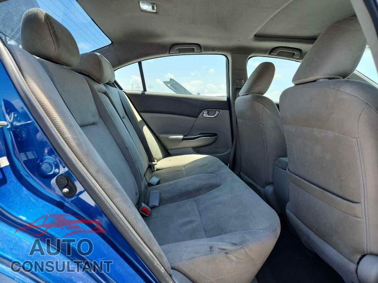 HONDA CIVIC 2012 - 2HGFB2F89CH512533