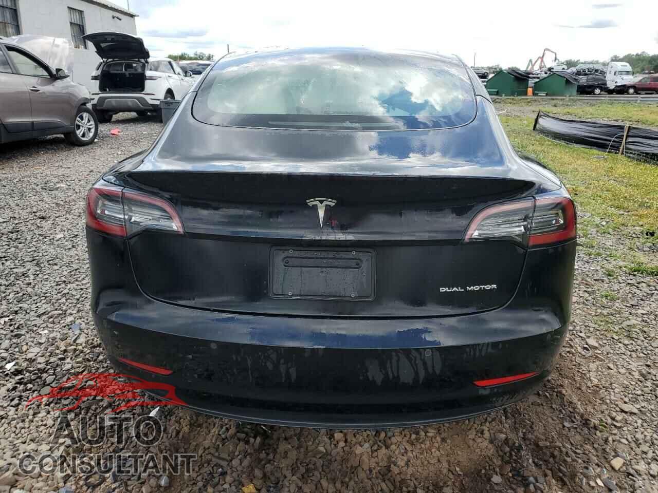 TESLA MODEL 3 2021 - 5YJ3E1EB6MF975642