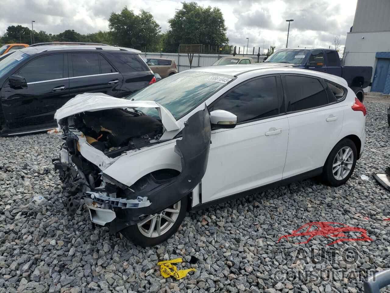 FORD FOCUS 2016 - 1FADP3K28GL402473